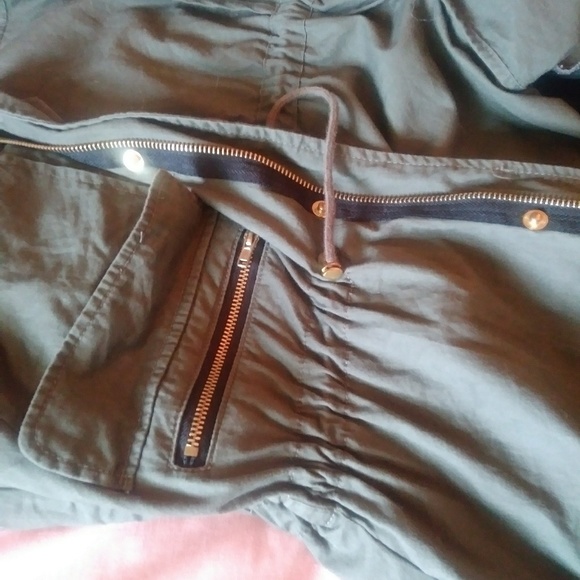 Jacket - Picture 4 of 4